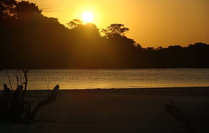 Um ParaÃ­so de Praia.